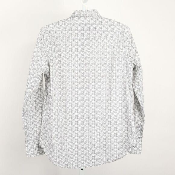 Robert Graham Shirt Mens Small White Gray Skulls AOP Flip Cuff - Picture 3 of 11